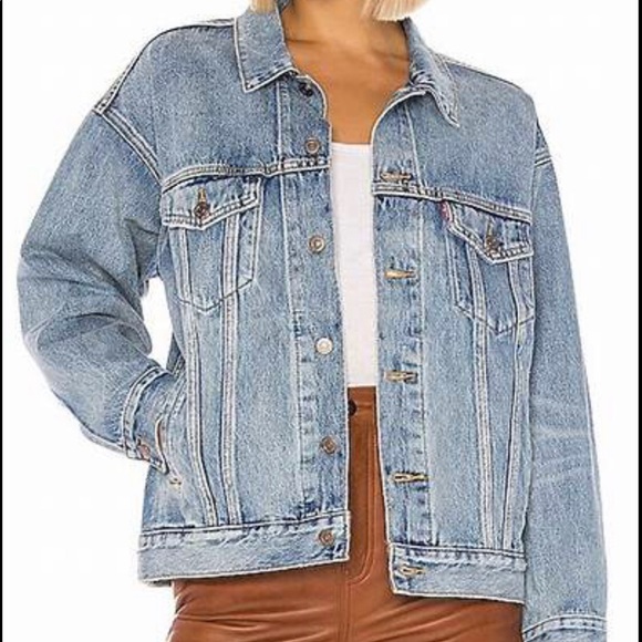 NWT Levi’s dad trucker jacket
